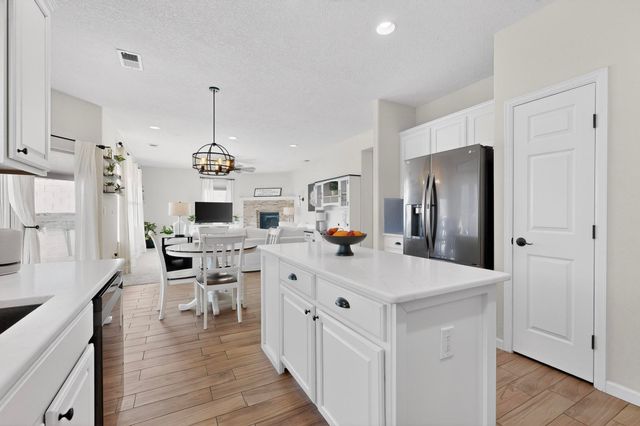 7121 Fairbanks Drive NE, Rio Rancho, NM 87144