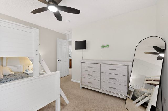 7121 Fairbanks Drive NE, Rio Rancho, NM 87144