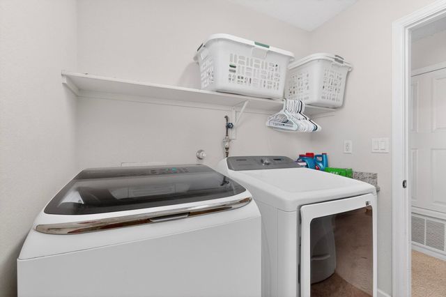 7121 Fairbanks Drive NE, Rio Rancho, NM 87144