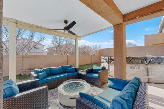 7121 Fairbanks Drive NE, Rio Rancho, NM 87144