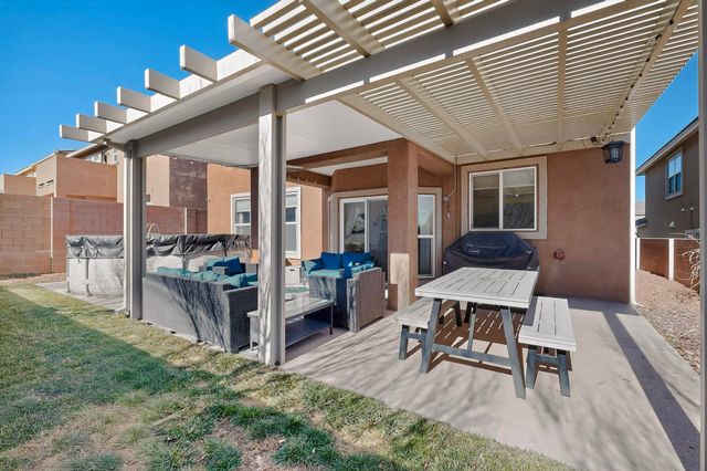 7121 Fairbanks Drive NE, Rio Rancho, NM 87144