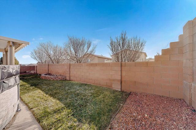 7121 Fairbanks Drive NE, Rio Rancho, NM 87144
