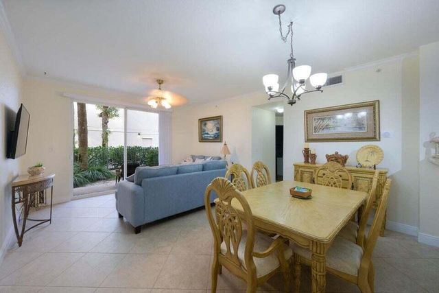 1805 N Flagler Drive 107, West Palm Beach, FL 33407
