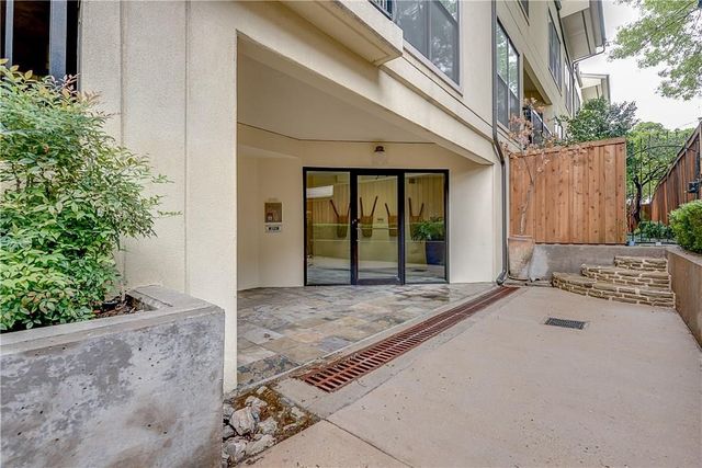 4122 Avondale Avenue 204, Dallas, TX 75219