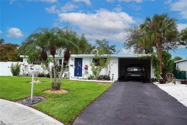1340 Delmar LN, Naples, FL 34104