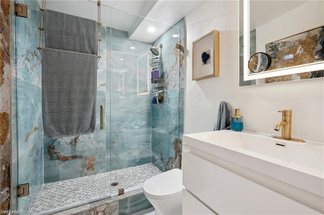 1340 Delmar LN, Naples, FL 34104