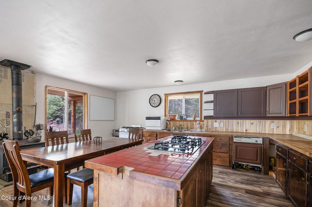 346 Old Range Rd, Clark Fork, ID 83811