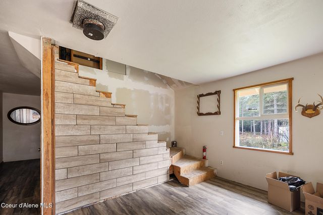 346 Old Range Rd, Clark Fork, ID 83811