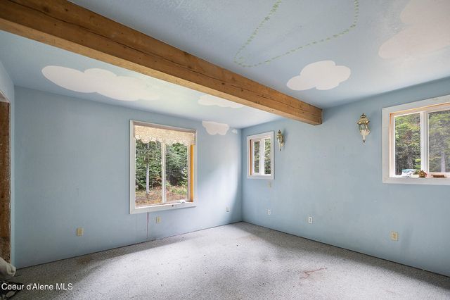 346 Old Range Rd, Clark Fork, ID 83811