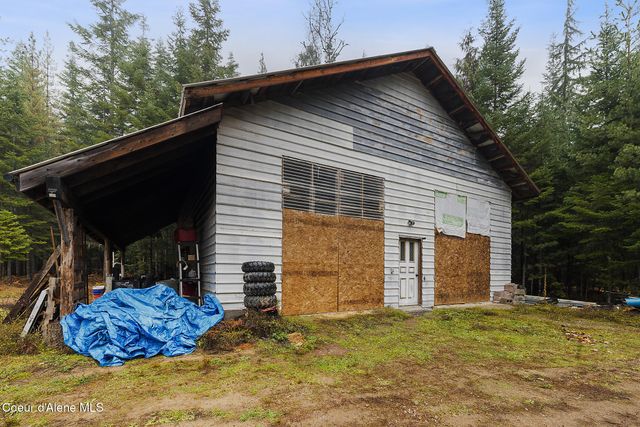 346 Old Range Rd, Clark Fork, ID 83811