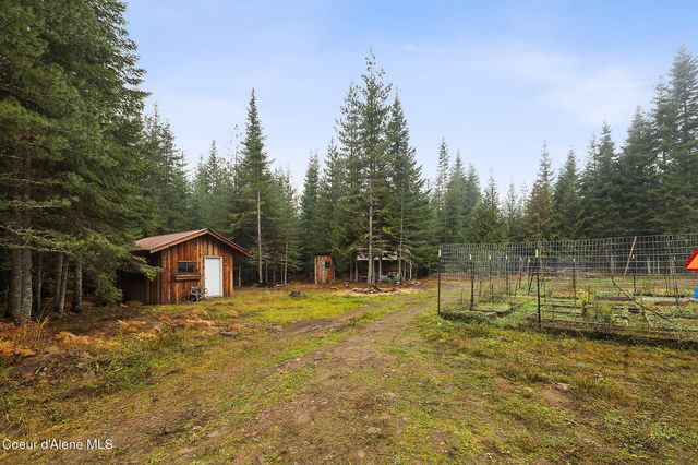346 Old Range Rd, Clark Fork, ID 83811
