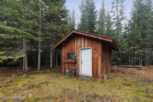 346 Old Range Rd, Clark Fork, ID 83811