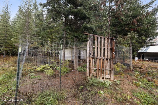 346 Old Range Rd, Clark Fork, ID 83811