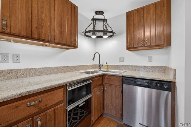 109 Tempo Circle, Salina, NY 13088