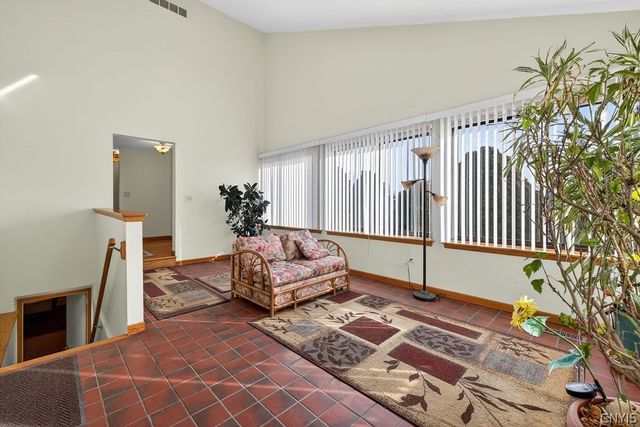 109 Tempo Circle, Salina, NY 13088