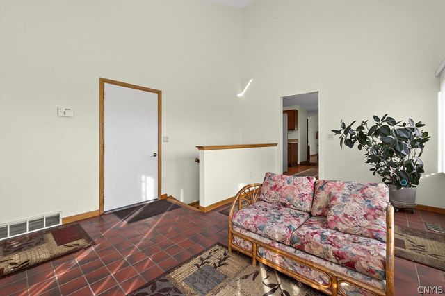 109 Tempo Circle, Salina, NY 13088