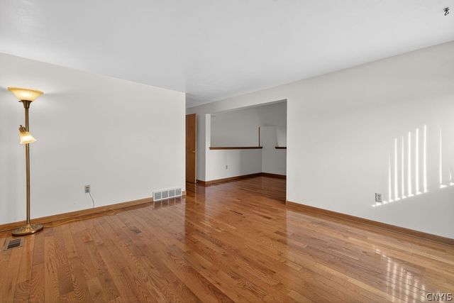 109 Tempo Circle, Salina, NY 13088