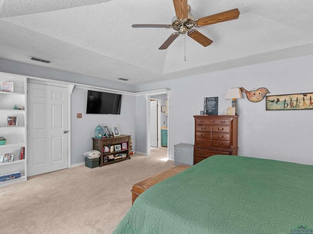 1005 Warren DR, Marshall, TX 75672