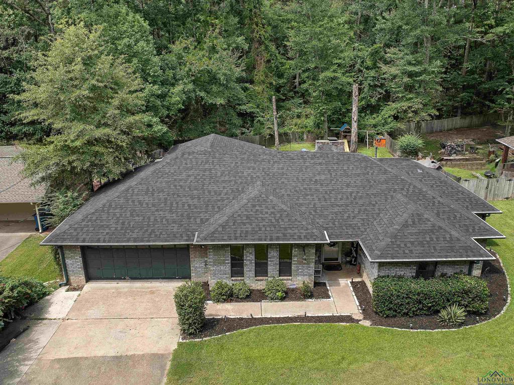 1005 Warren DR, Marshall, TX 75672