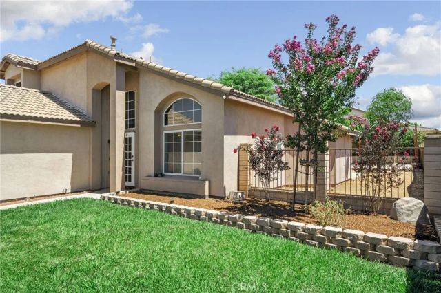 972 Creston, Beaumont, CA 92223