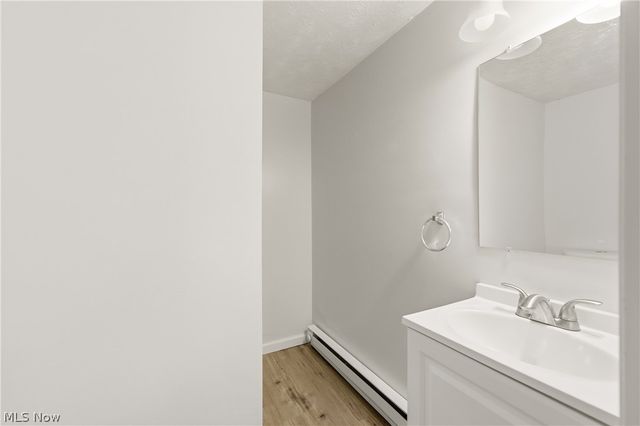 3810 Highland Road, Cleveland, OH 44111