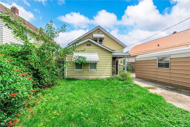 3810 Highland Road, Cleveland, OH 44111