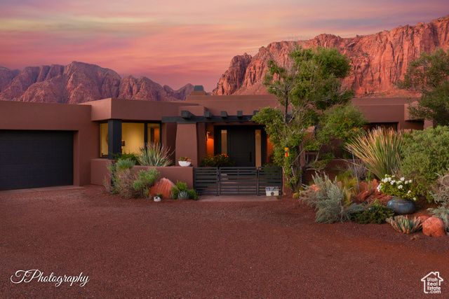 688 W SHINAVA DR, Ivins, UT 84738