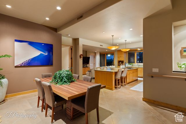 688 W SHINAVA DR, Ivins, UT 84738