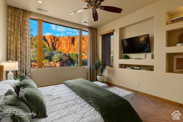 688 W SHINAVA DR, Ivins, UT 84738