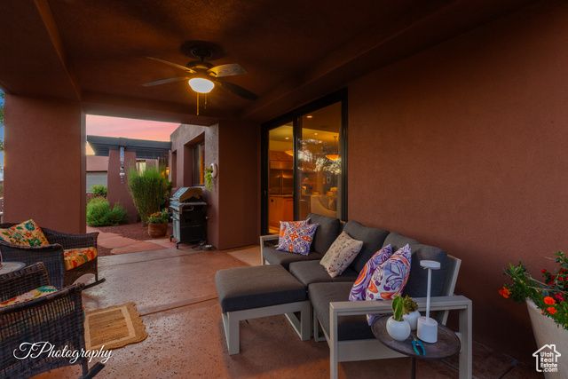 688 W SHINAVA DR, Ivins, UT 84738