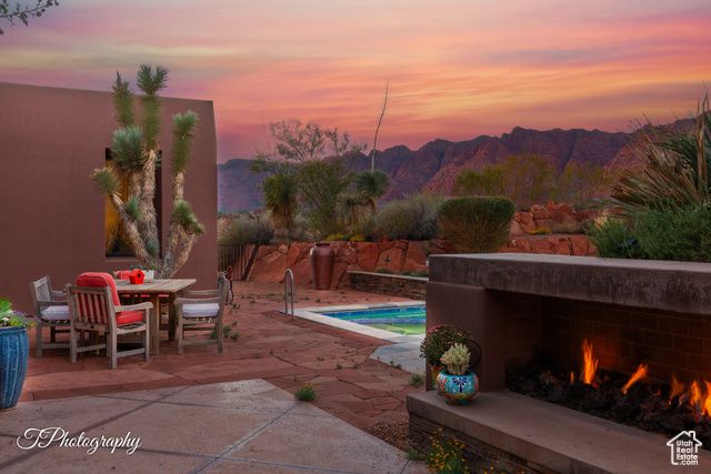 688 W SHINAVA DR, Ivins, UT 84738