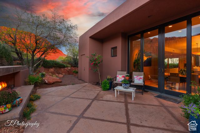 688 W SHINAVA DR, Ivins, UT 84738