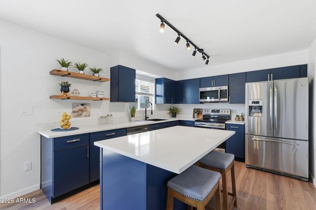 247 E FORDHAM Drive, Tempe, AZ 85283