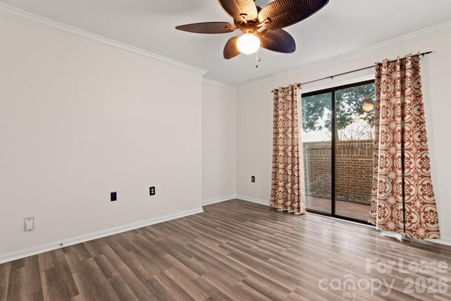 212 W 10th Street 4, Charlotte, NC 28202