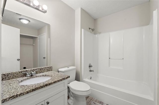 5058 Jonesboro Road B-16, Union City, GA 30291