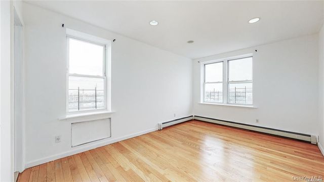 84-70 129th Street 6N, Kew Gardens, NY 11415