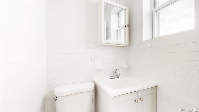 84-70 129th Street 6N, Kew Gardens, NY 11415