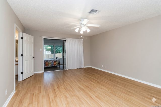 5614 Timber Hawk, San Antonio, TX 78250