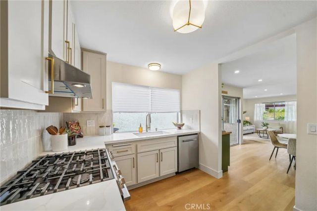 1614 Carmel Circle East, Upland, CA 91784