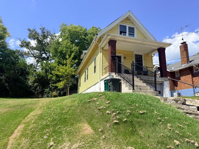 1633 First Avenue, Cincinnati, OH 45205