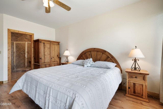1266 Bear Cub Way # 8, Gatlinburg, TN 37738