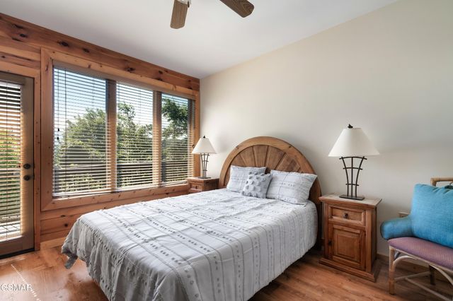 1266 Bear Cub Way # 8, Gatlinburg, TN 37738
