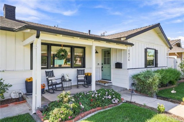 1426 E Sycamore, Orange, CA 92866