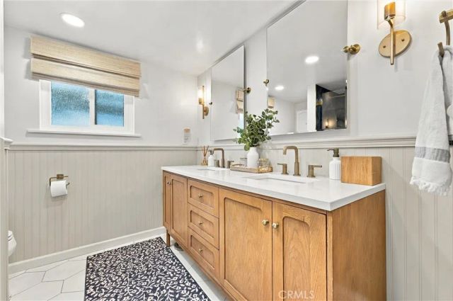 1426 E Sycamore, Orange, CA 92866