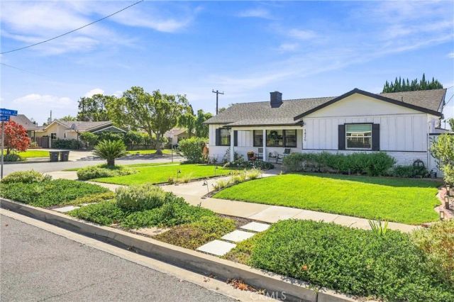 1426 E Sycamore, Orange, CA 92866