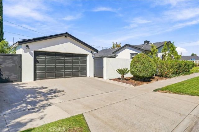 1426 E Sycamore, Orange, CA 92866
