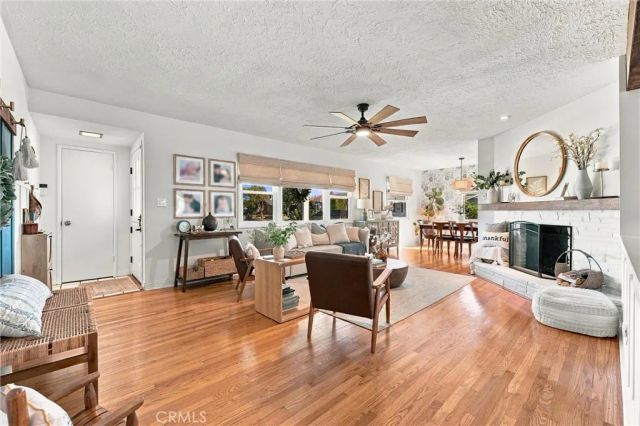 1426 E Sycamore, Orange, CA 92866