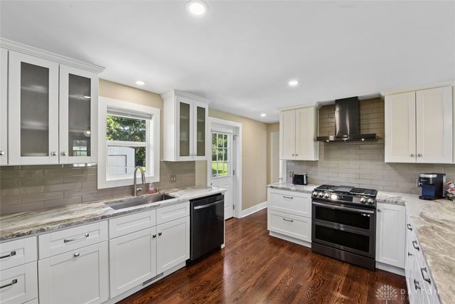 6056 Bardean Drive, West Chester, OH 45069