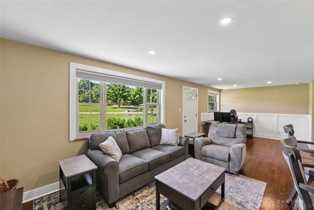 6056 Bardean Drive, West Chester, OH 45069