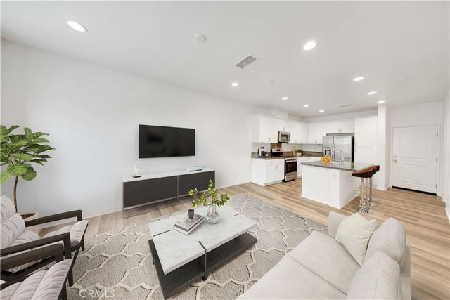 8435 Forest Park, Chino, CA 91708